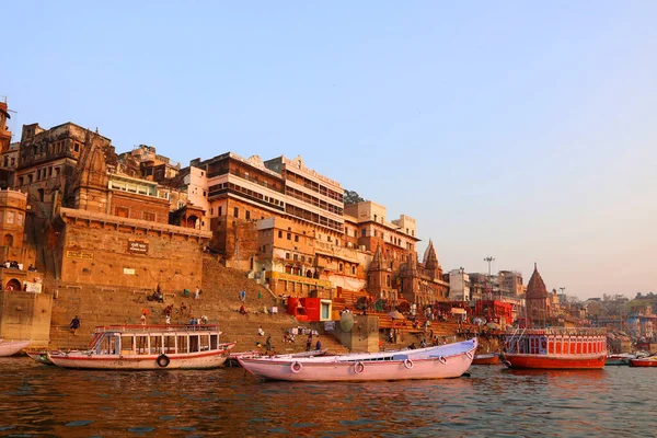 Stock image VARANASI BHOJPUR PURVANCHAL INDIA - 03 05 2023: Varanasi, Banaras or Benares and Kashithat has a central place in the traditions of pilgrimage, death, and mourning in the Hindu world