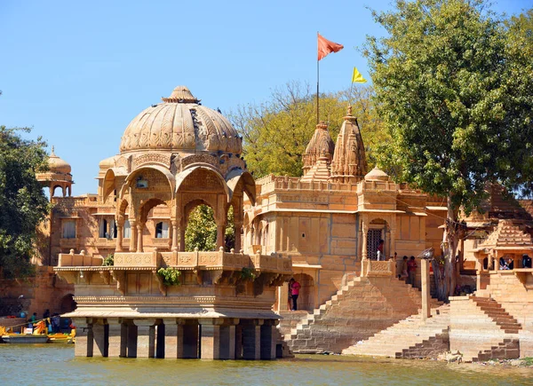 Jaisalmer Rajasthan India 2023 Gadisarsjön Morgonen Konstgjord Vattenreservoar Med Tempel — Stockfoto