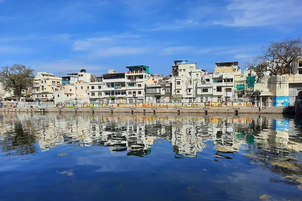 Udaipur Rajasthan India 2023 Constructions Long Rivage Lac Pichola Lac — Photo