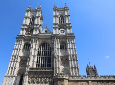 LONDON BİRLİK KINGDOM - 06 19 2023: Winchester Sarayı, Winchester Piskoposları 'nın Londra' daki konağı olarak hizmet veren 12. yüzyıldan kalma bir saray.