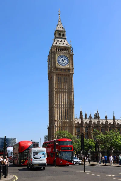ロンドンイギリス 6月19 2023 ビッグベンは ロンドンのウェストミンスター宮殿の時計台の大鐘のニックネームですタワーは正式にエリザベスタワーとして知られています — ストック写真