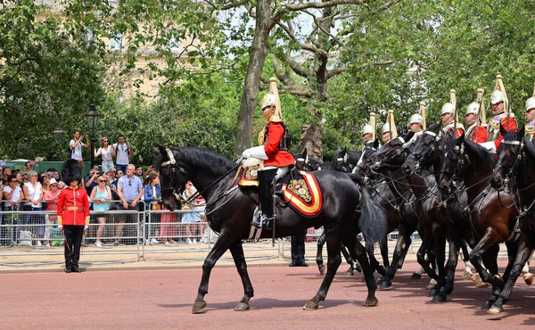 Londres Royaume Uni 2023 Les Gardes Roi Anniversaire Souveraine Sont — Photo