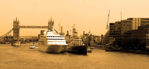 London United Kingdom 2023 Тауерський Міст Ступеня Перерахований Комбінований Базальтовий — стокове фото