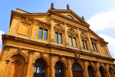 UNITED KINGDOM 06 19 2023: Oxford 'un en ünlü binalarından bazıları çarpıcı mimarisi ile ünlüdür..     