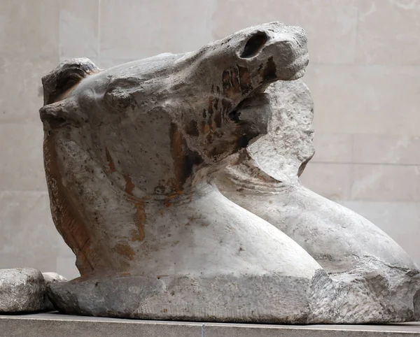 London United Kingdom 2023 Стародавня Скульптура Коня — стокове фото