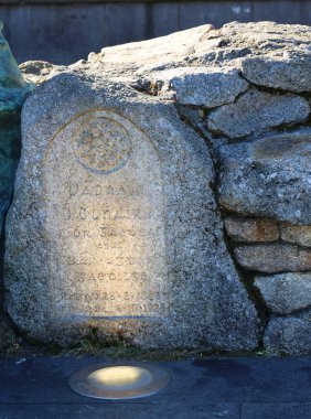 IRLAND REPUBLIC 05 29 2023: Galway 'in kalbinde, Eyre Meydanı' nda, Padraic O 'Conaire' nin bir heykeli var, Field and Fair 'in yazarı, M' asal Beag Dubh ve sayısız hikaye ve öykü.