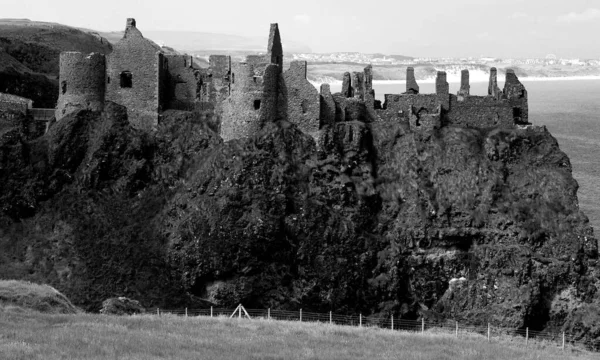 Dunluce Mest Pittoreska Och Romantiska Irländska Slott — Stockfoto