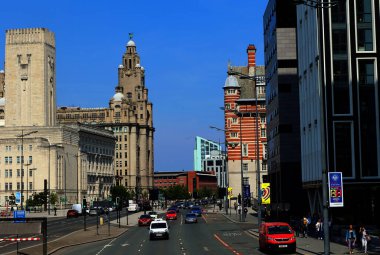 Liverpool, İngiltere 'de güzel eski mimari ve sokak manzarası  