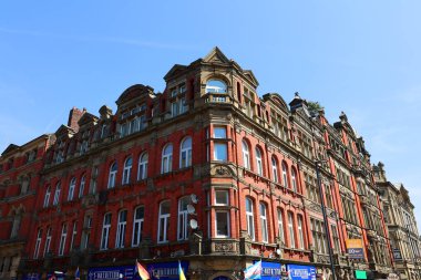 Liverpool, İngiltere 'de güzel eski mimari ve sokak manzarası  