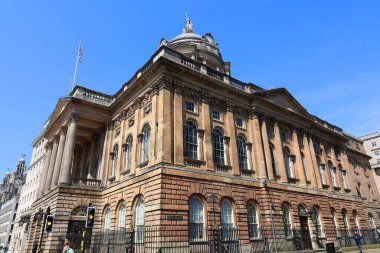 Liverpool, İngiltere 'de güzel eski mimari ve sokak manzarası  