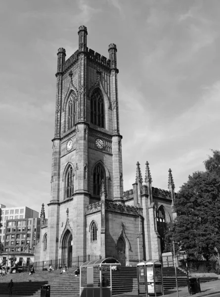 リベラル ポールはキングダム06 2023 セントルーク教会 より一般的には 爆撃された教会として地元の人々によって知られています リバプールの元英国の教区教会です イングランド — ストック写真
