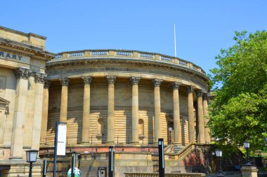 LiVERPOOL BİRLİĞİ KINGDOM 06 07 2023: Liverpool Dünya Müzesi, Liverpool 'da arkeoloji, etnoloji ve doğal ve fiziği kapsayan geniş bir müzedir.