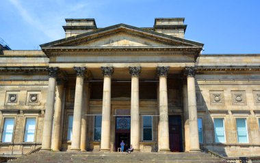 LiVERPOOL BİRLİĞİ KINGDOM 06 07 2023: Liverpool Dünya Müzesi, Liverpool 'da arkeoloji, etnoloji ve doğal ve fiziği kapsayan geniş bir müzedir.