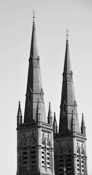 贝尔法斯特北爱尔兰和大不列颠及北爱尔兰联合王国 圣彼得大教堂是天主教大教堂 供下堂和康纳教区使用 — 图库照片