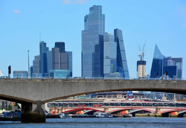 London Cityscape Waterloo Bridge Storbritannien — Stockfoto