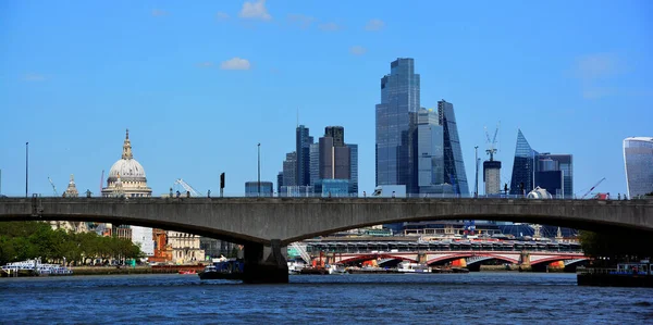 London Cityscape Waterloo Bridge Reino Unido — Fotografia de Stock