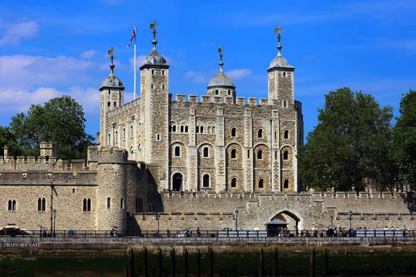 伦敦塔楼皇宫和要塞 — 图库照片