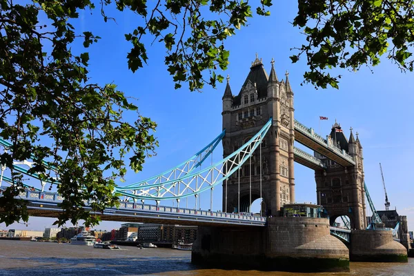Plano Panorámico Del Famoso Tower Bridge Londres Reino Unido —  Fotos de Stock