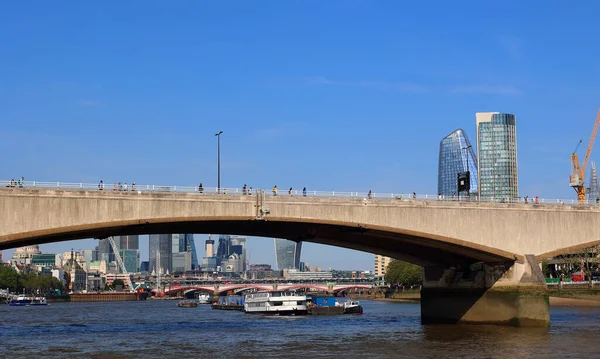 London United Kingdom 2023 Londyńska Panorama Miasta Wysokimi Nowoczesnymi Budynkami — Zdjęcie stockowe