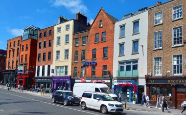 DUBLIN 'in İrlanda Cumhuriyeti 05 28 2023: Dublin İrlanda' nın başkenti ve en büyük kentidir.. 