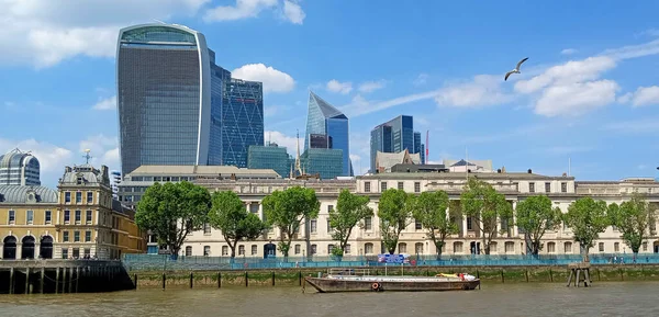 美しい建築とロンドンの街並み イギリス — ストック写真