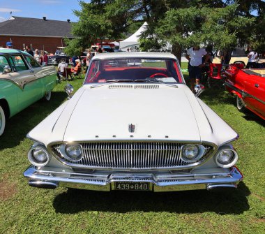 Granby QueBEC CANADA 07: 30: 23 Eski araba eski otomobil sergisi
