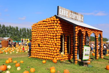 En orijinal balkabağı köyü CitrouilleVille