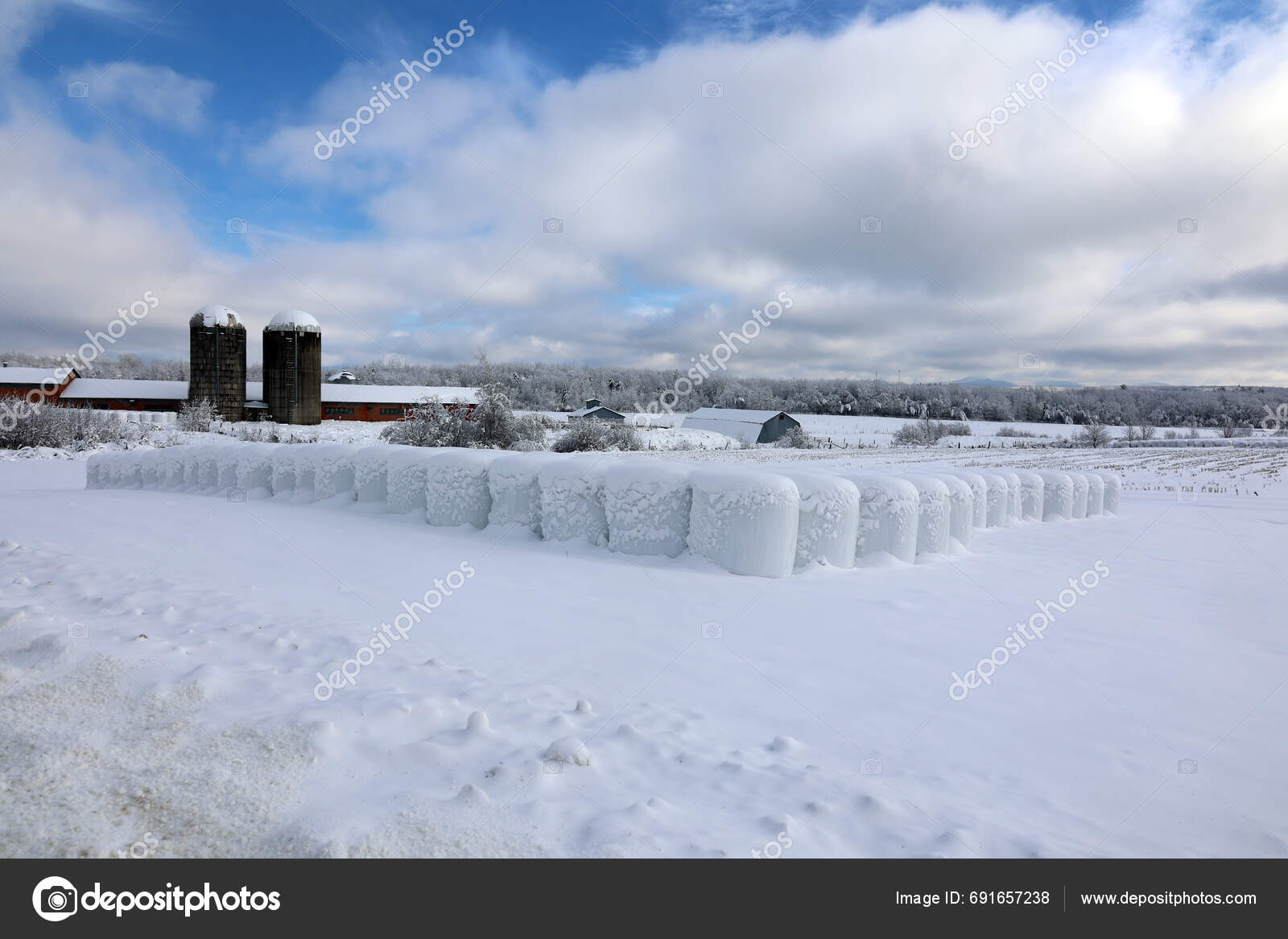 Shefford Quebec Canada 2023 Winter Landscape Typical Canadian House