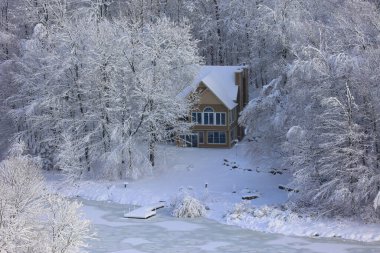 Doğu Kasabası Quebec Kanada 'da kar fırtınası üstüne kış manzarası