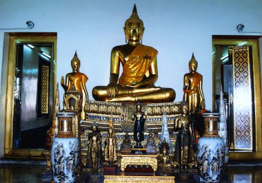 Buda heykeli tapınakta, Bangkok, Tayland