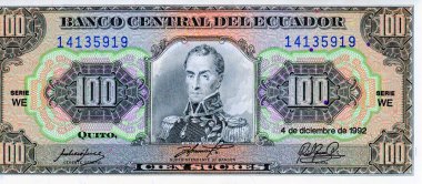 ECUADOR - CIRCA 1988: 100 Sucres faturası, siyah ve çok renkli baskı. Simon Bolivar 'ın portresi daha iyi, arkasında kara bulutlar var..
