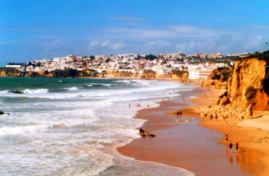 Algarve, Portekiz 'in kıtasal bölgesinin en güneyindeki NUTS II bölgesidir.. 