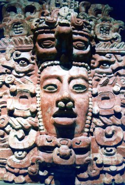 MEXICO CITY MEXICO 11.11 1998: Aztek taşı heykeli, Mezoamerikan geleneğinin taş oymada doruk noktasıdır
