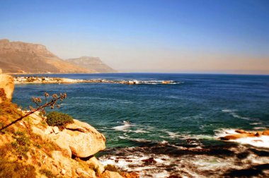 12 Havari Güney Afrika Cape Town 'daki Kamp Koyu' na bakan Masa Dağı kompleksinin bir parçası.. 