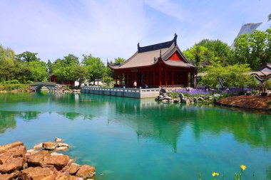 MONTREAL CANADA 05: 29 2024: Montreal botanik bahçesinin Çin bahçesi koleksiyonlarının büyüklüğü nedeniyle dünyanın en önemli botanik bahçelerinden biri olarak kabul edilmektedir.