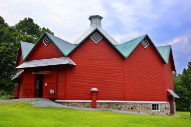 SAINT-IGNACE-DE-STANBRIDGE QUEBEC CANADA 08 17 2024: Built in 1882, Walbridge round barn, although not quite circular, is absolutely worth a visit clipart