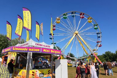 BROME QUEBEC CANADA 08: 30 2024: Tarım Fuarları Fuarı Brome.