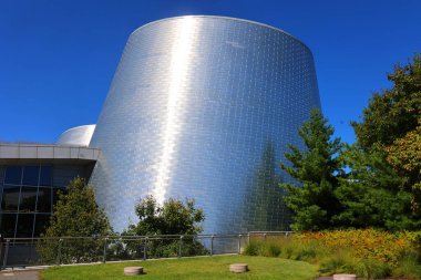 MONTREAL CANADA 09 03 2024: Yeni Rio Tinto Alcan Gözlemevi ziyaretçilere hayata milyonlarca kilometre uzaktaki yeni bir perspektiften bakma şansı verecek.