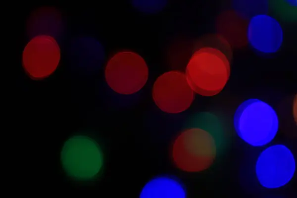 추상적으로 파란색 은색의 전구등 반짝이는 배경을 흐릿하게 크리스마스 장식의 Concept — 스톡 사진