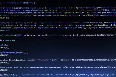 Yazılım geliştirici programlama kodu. Soyut modern sanal bilgisayar senaryosu. Masaüstü ekranında yazılım geliştirici programcısının çalışması. Çevrimiçi İnternet siber uzay gerçeklik kavramı