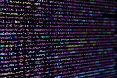 Teknoloji arka planı, web geliştirici ya da yazılım geliştiricisinin kodlama ekranı
