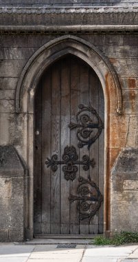 Eski ahşap kapı, Bath