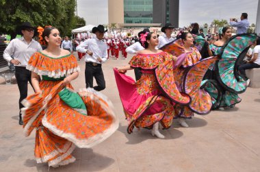 TORREON, COAHUILA, MEXICO; 8 Nisan 2024 Torreon şehir festivali tam tutulma gününde