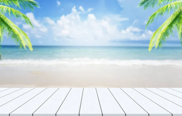 Concepto Vacaciones Verano Mesa Madera Con Palmera Coco Las Playas — Foto de Stock