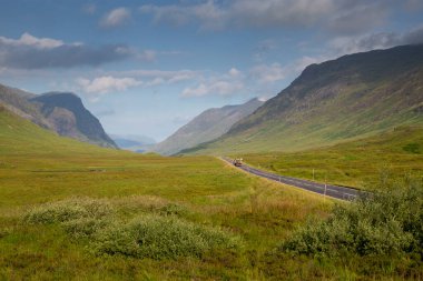 İskoçya 'daki Glencoe' ya giden A82 yolu.