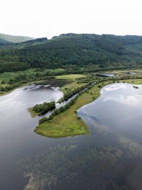 Runacraig, Callander 'dan Lubnaig Gölü' nün hava görüntüsü. İskoçya Dağları. 
