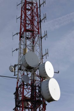 Tekrarlayan antenler, tekrarlayan antenler, cep telefonu, tekrarlayan anten kulesi.