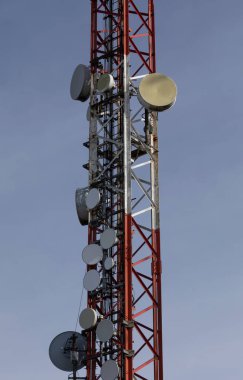 Tekrarlayan antenler, tekrarlayan antenler, cep telefonu, tekrarlayan anten kulesi.