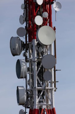 Tekrarlayan antenler, tekrarlayan antenler, cep telefonu, tekrarlayan anten kulesi.