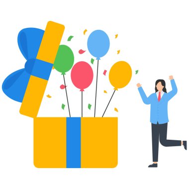 Kadın hediye kutusunu açtı ve içinden fırlatılan şenlikli konfetiye baktı. Doğum günü hediyesi.